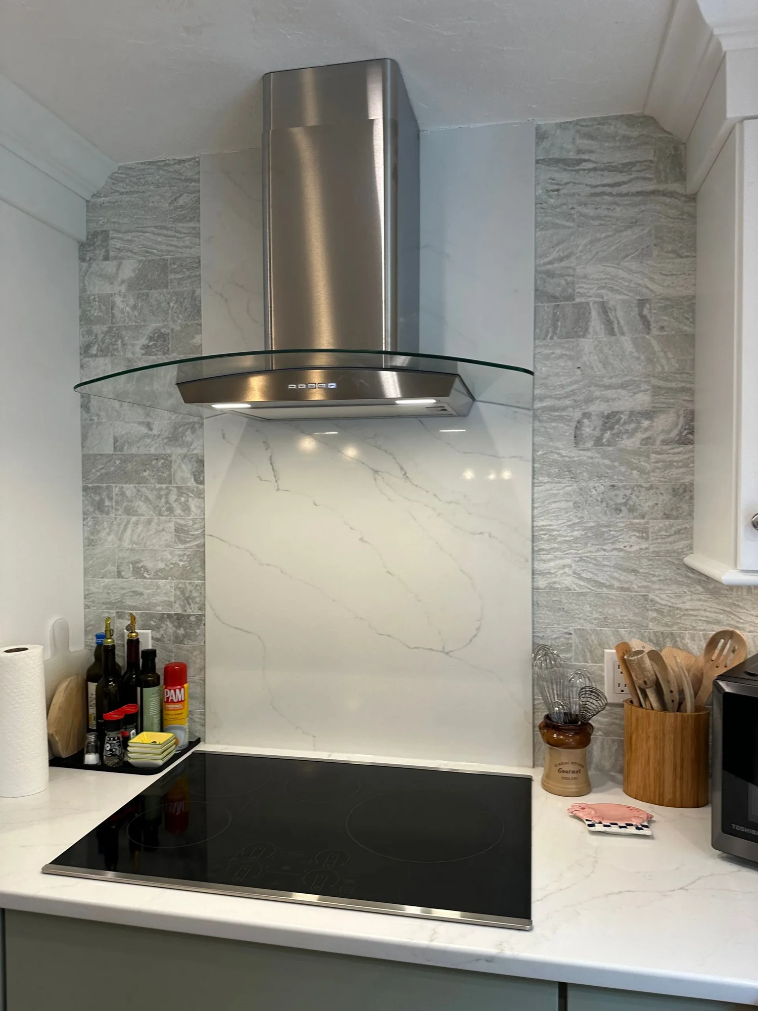 Hudson Sage & White Two-Tone Kitchen — view 19