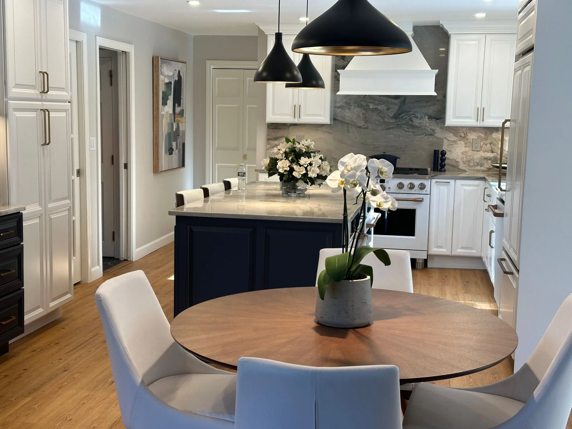 Sudbury Kitchen w/ Butler's Pantry & Sunroom — view 12