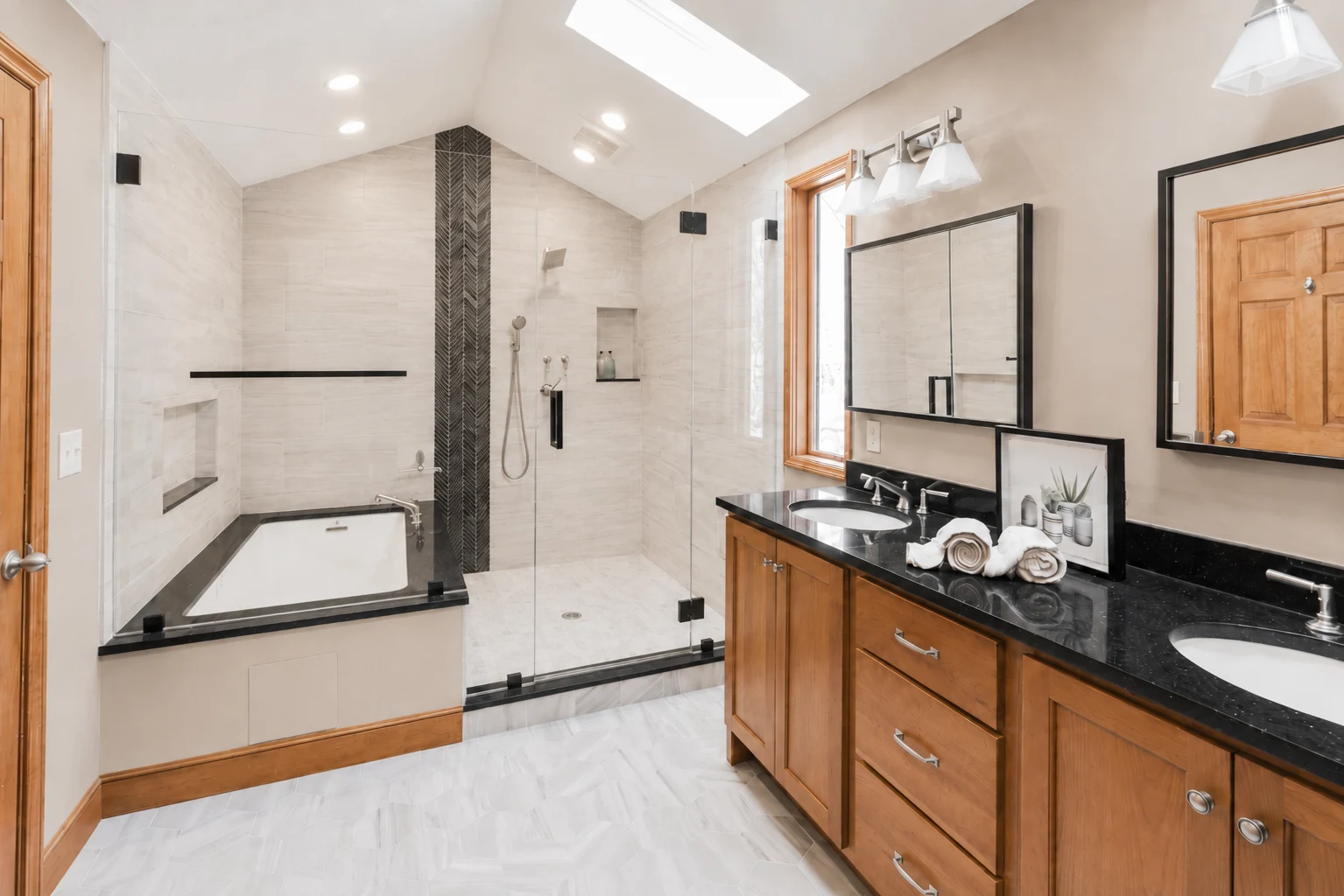 Marlborough Vaulted Bath w/ Wet Room Tub & Shower — view 3