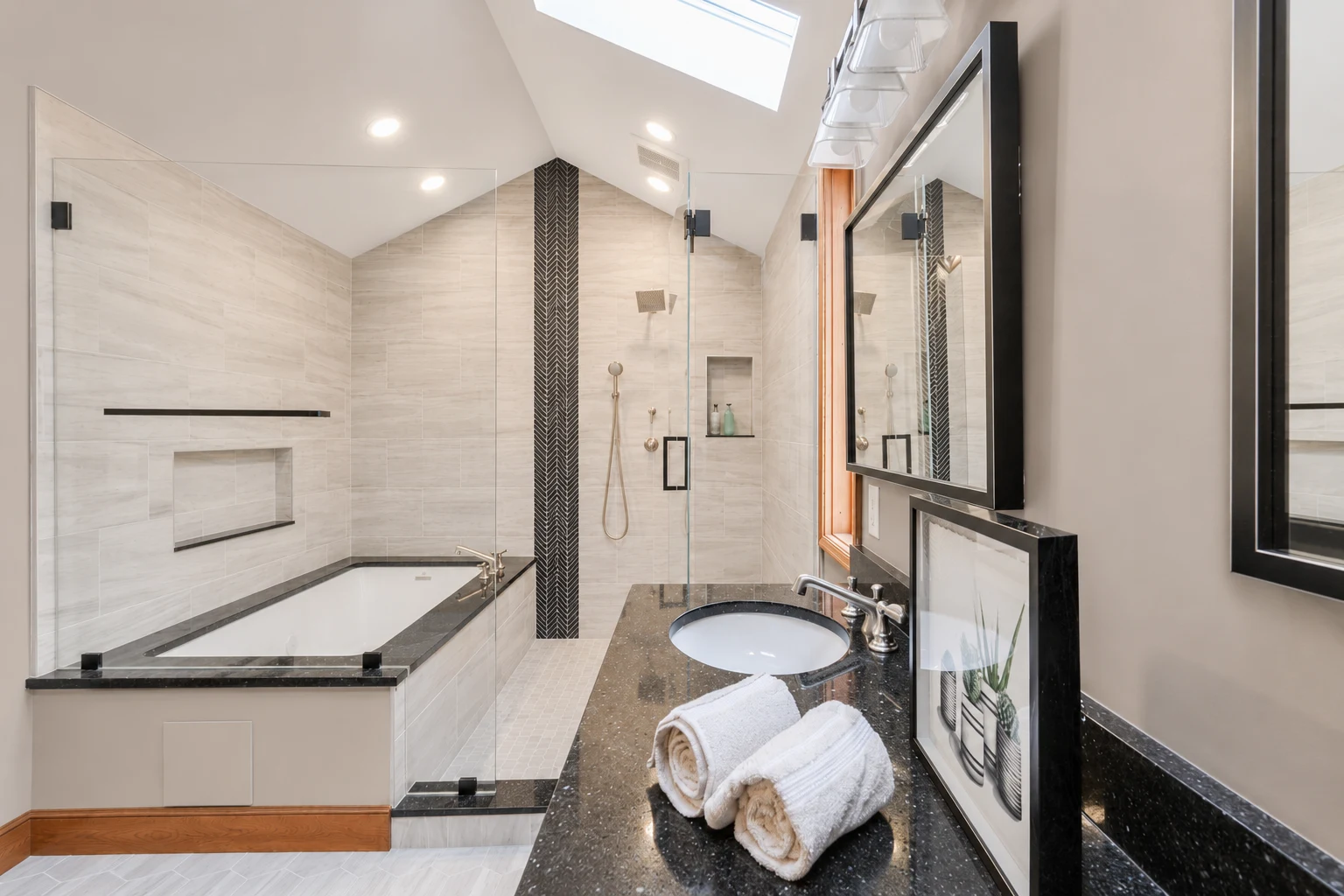 Marlborough Vaulted Bath w/ Wet Room Tub & Shower — view 4
