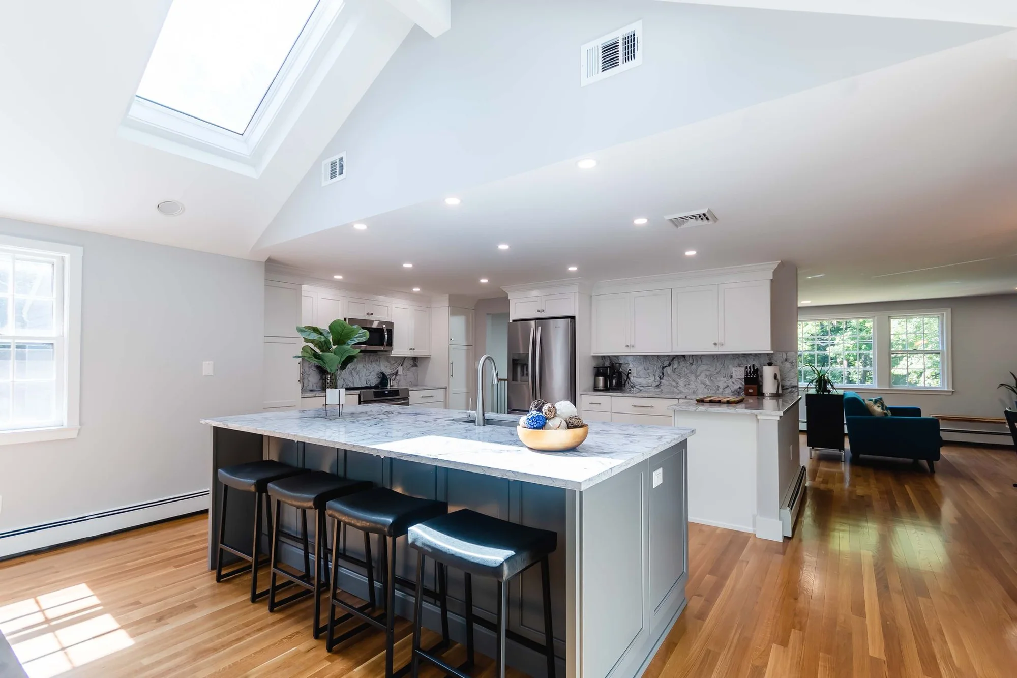 Wayland Warm Wood & White Kitchen