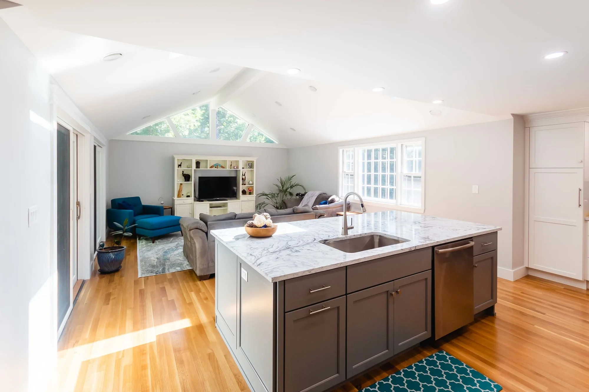 Wayland Warm Wood & White Kitchen — view 14
