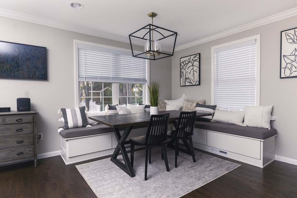 Waltham White Shaker Farmhouse Kitchen — view 7